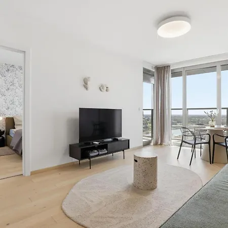 Апартаменты Eurovea 21floor - River & Port View